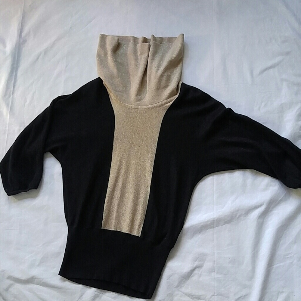 Sweater - Picture 6 of 8